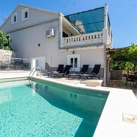 Seaside Apartments With A Swimming Pool Tri Zala, Korcula - 558 Zrnovo Εξωτερικό φωτογραφία